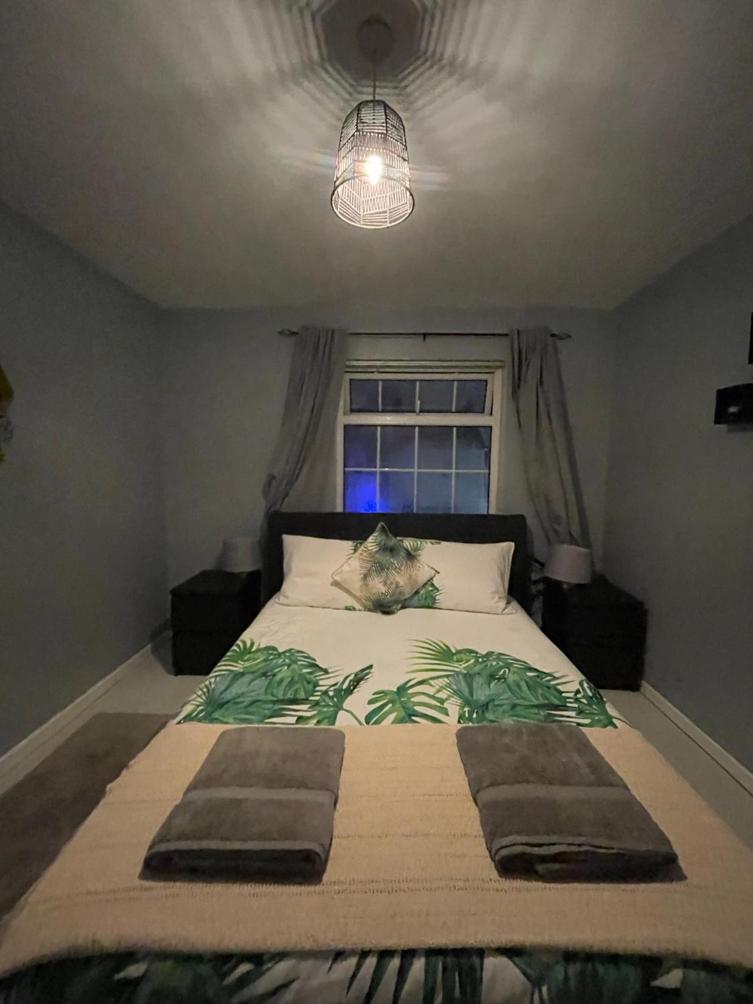 דירות בלפסט House Near To Castlecourt Shopping מראה חיצוני תמונה