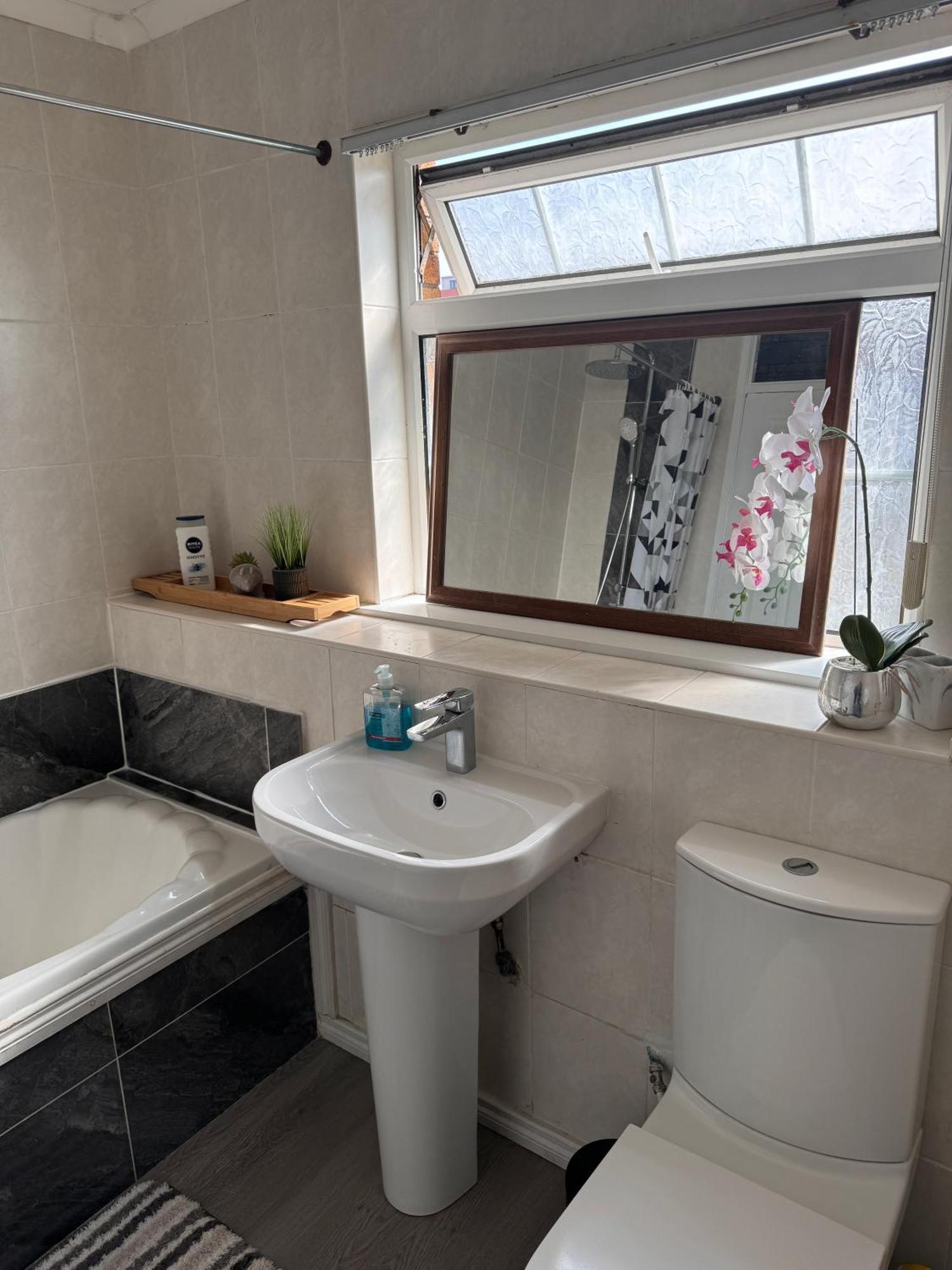 דירות בלפסט House Near To Castlecourt Shopping מראה חיצוני תמונה